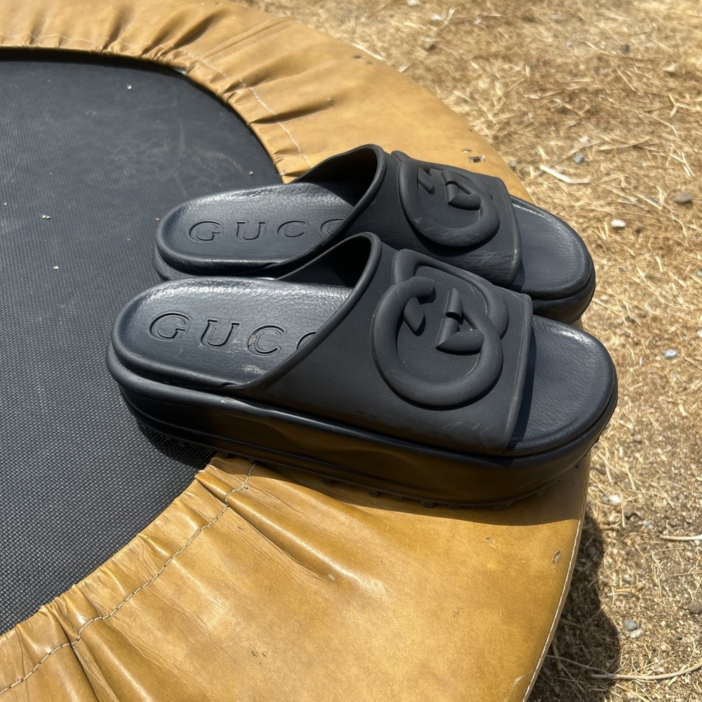 Gucci Rubber Slides Black Double G Logo Sandals Women's Size 38 (8) - Picture 2 of 8